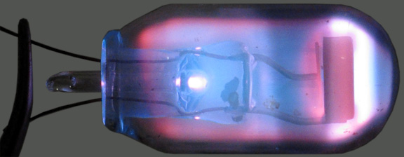 Argon glow lamp in RF field